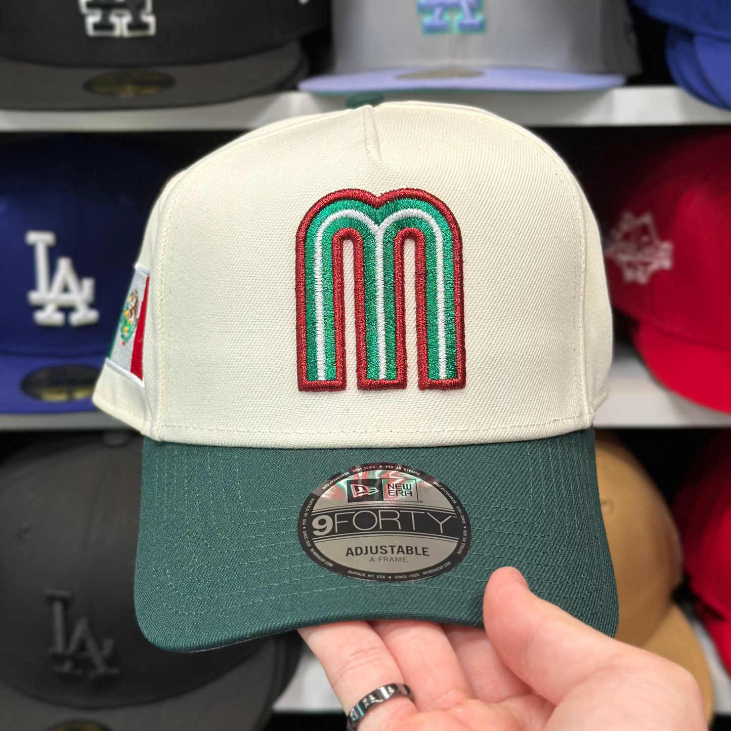 New Era Mexico M 'World Baseball Classic' A-Frame Creme/Green 9FORTY Snapback