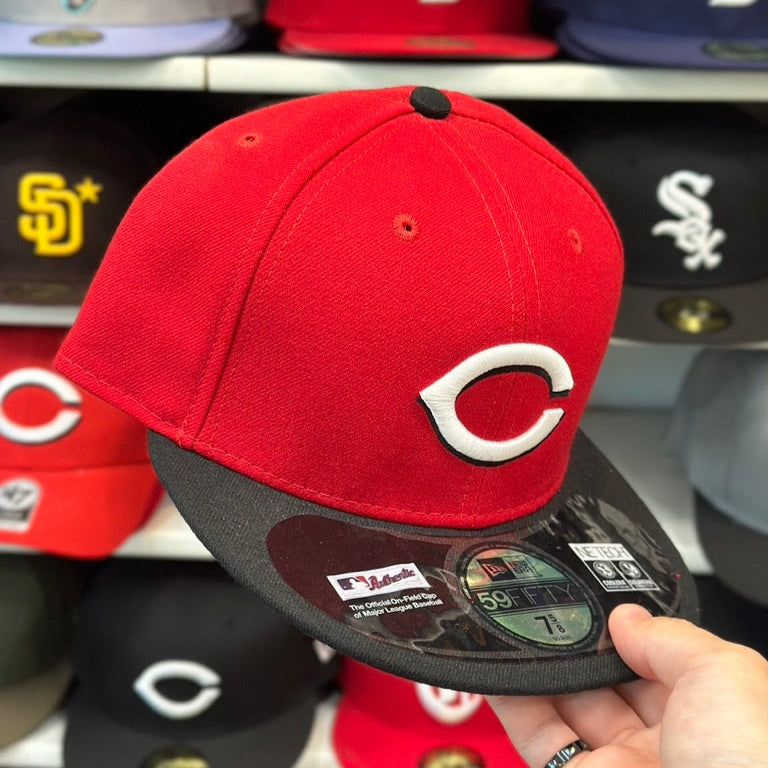 Cincinnati Reds MLB Fitted Cap | New Era 59FIFTY Sized Cap | Red/Black