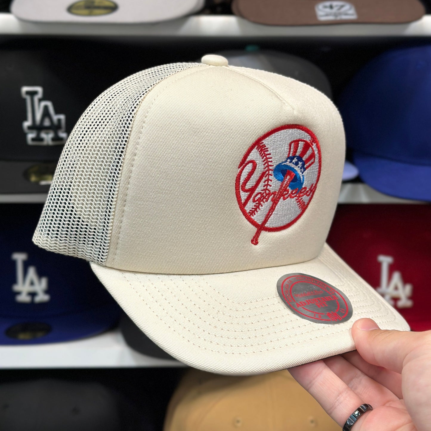 New York Yankees Foam Creme Mitchell & Ness Trucker Snapback