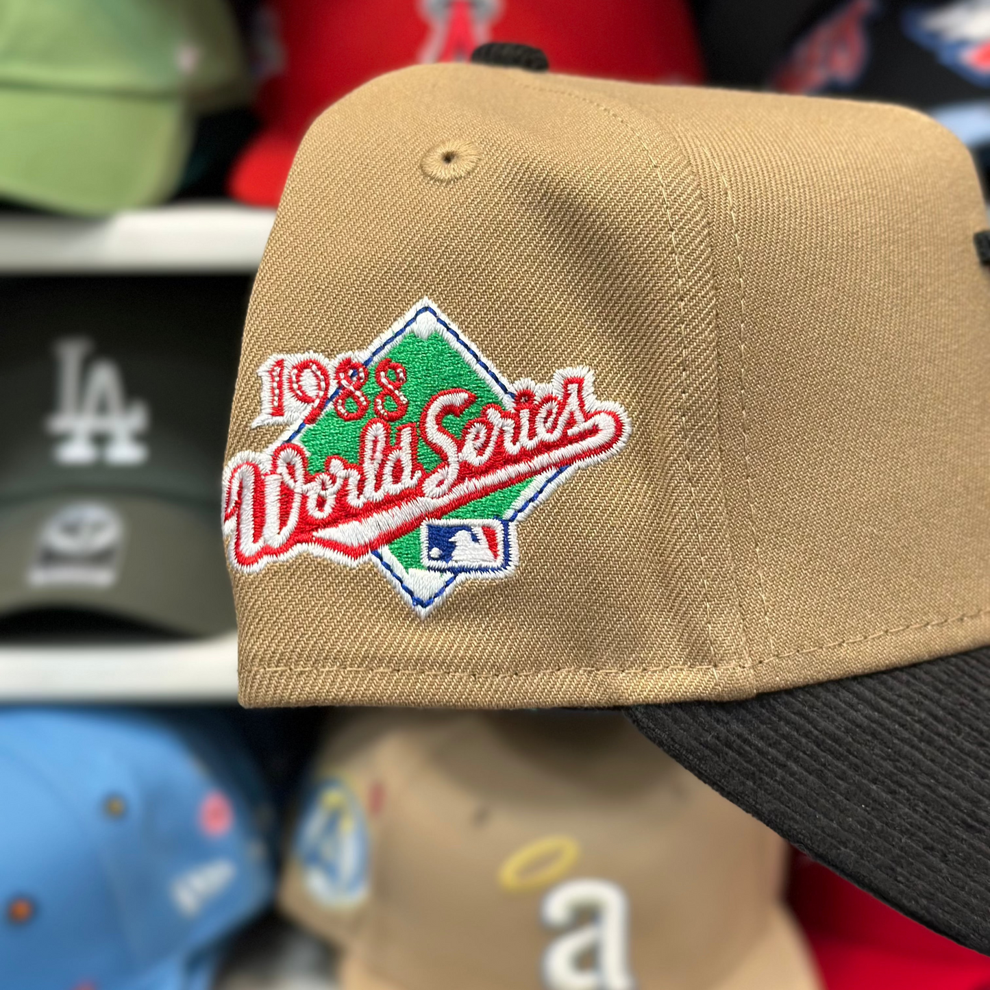 New Era LA Dodgers Upside Down Reversible A-Frame 9FORTY Snapback Brown/Black Corduroy