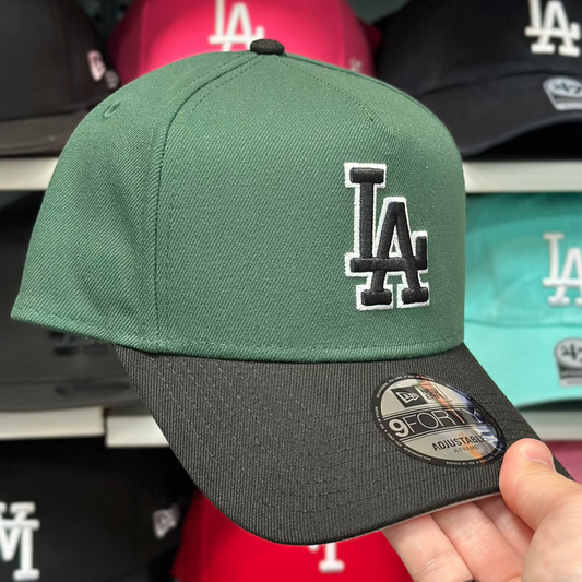 New Era Los Angeles Dodgers 'Outline Logo' A-Frame Green/Black 9FORTY Snapback