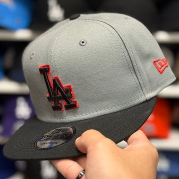 New Era Los Angeles Dodgers 'Red Outline' 9FIFTY Snapback Gray/Black