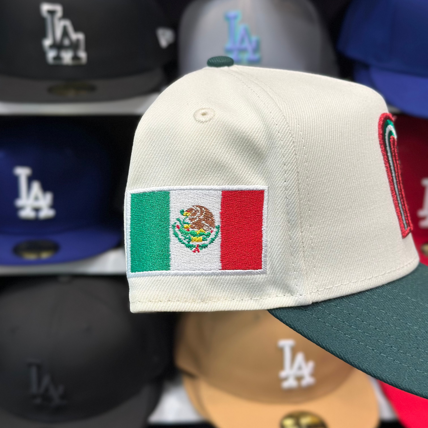 New Era Mexico M 'World Baseball Classic' A-Frame Creme/Green 9FORTY Snapback