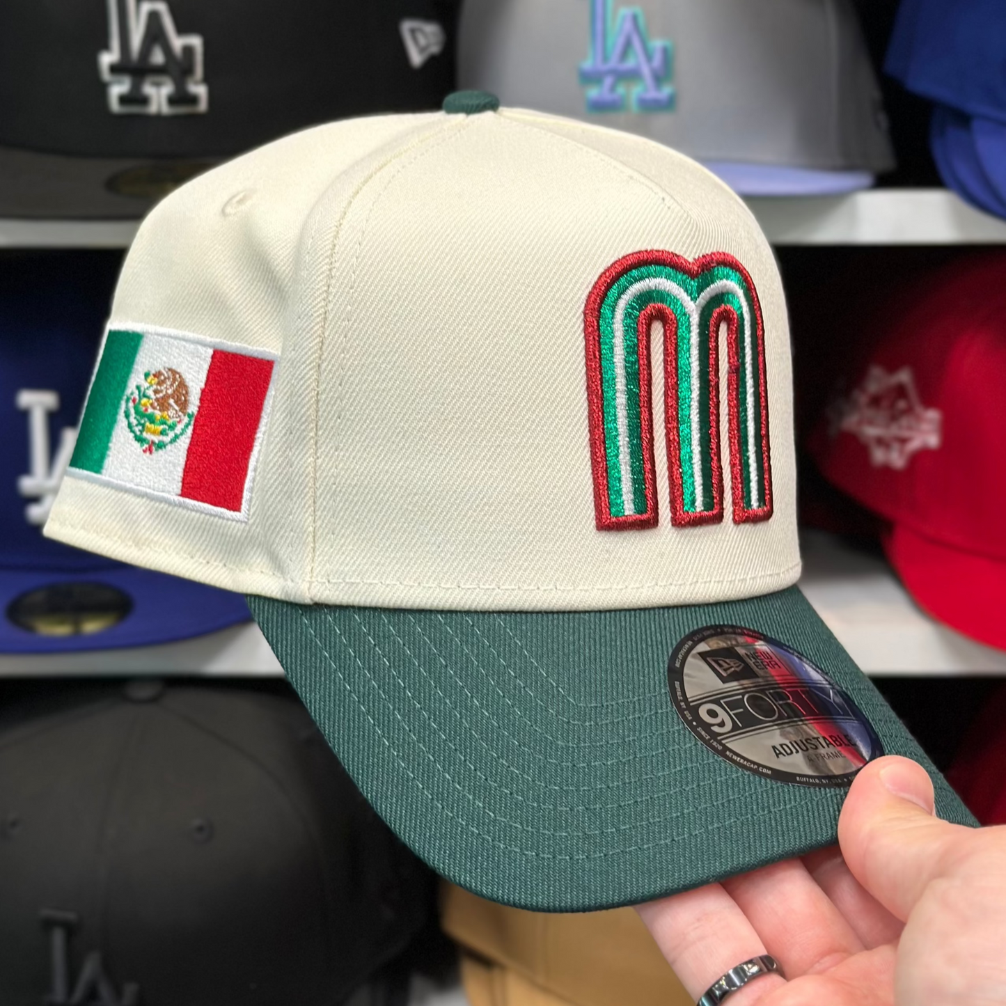 New Era Mexico M 'World Baseball Classic' A-Frame Creme/Green 9FORTY Snapback