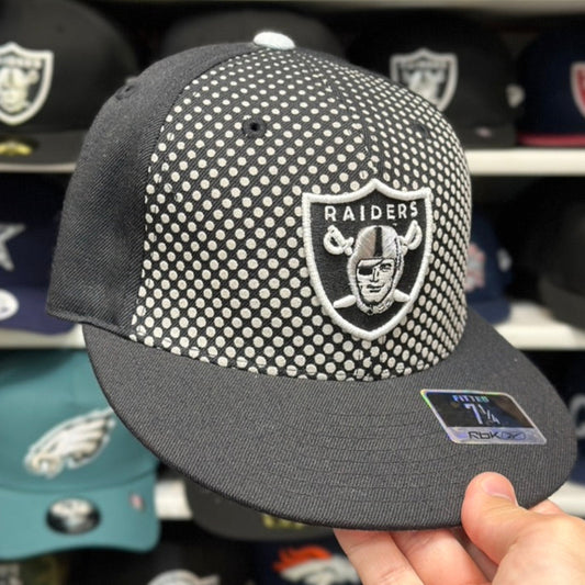 Oakland Raiders Reebok Fitted Hat | Size 7 1/4 & 7 1/2