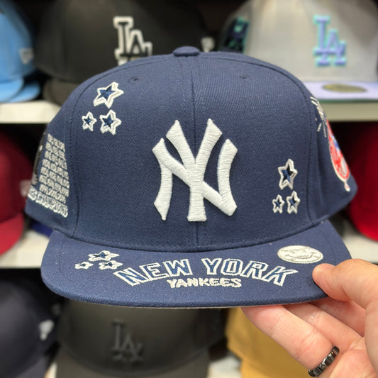 New York Yankees 'Celebratory Patch' Navy/White Mitchell & Ness Snapback