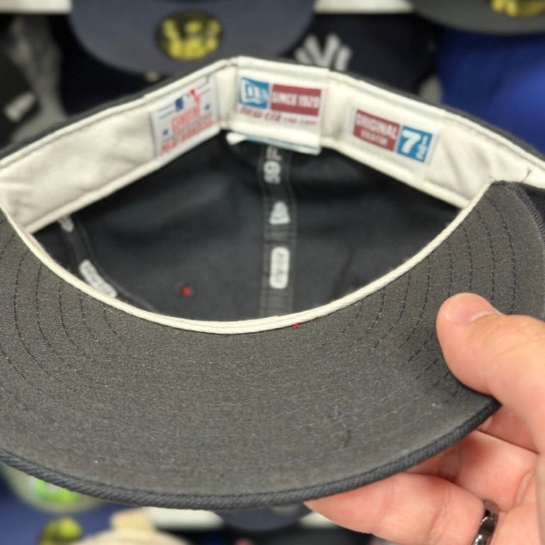 New Era 59FIFTY New York Yankees MLB Vintage Double Logo Sized Cap Extremely Rare