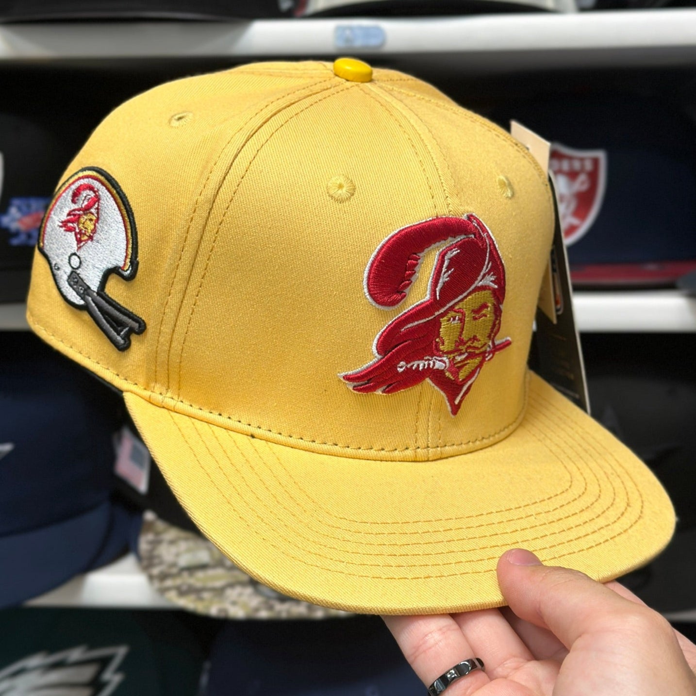 Pro Standard Tampa Bay Buccaneers Series Patch Snapback Mustard