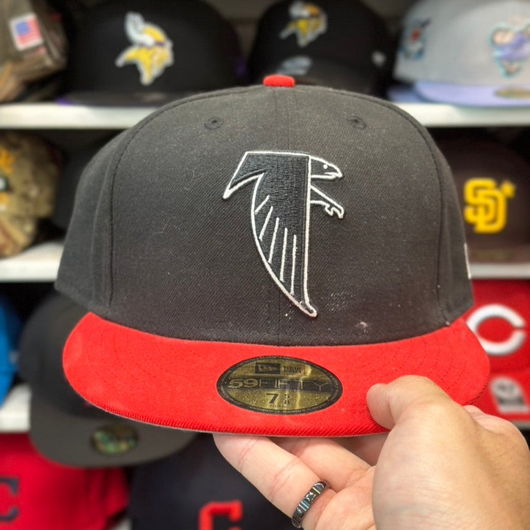 New Era Atlanta Falcons 59FIFTY Fitted Hat | Black/Red