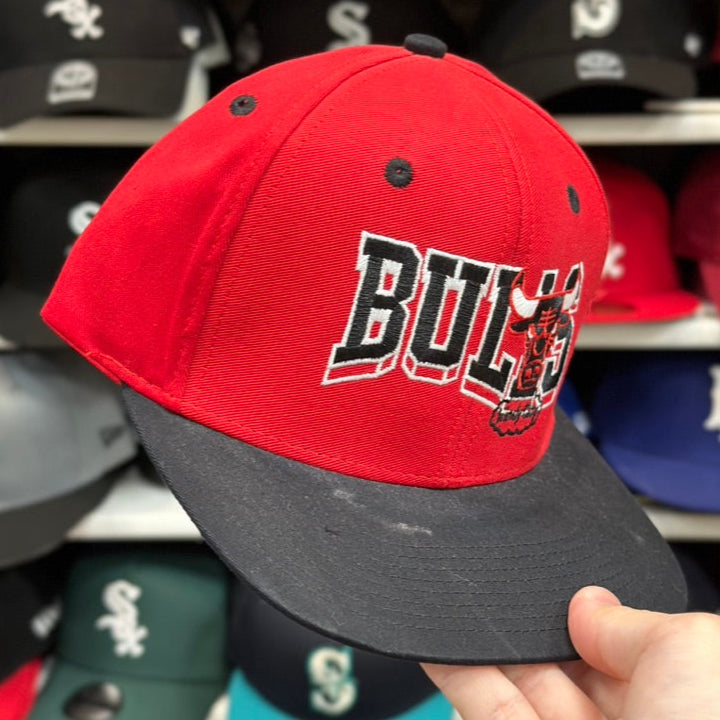 Chicago Bulls Vintage Snapback | Red