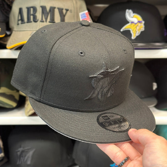 New Era Miami Marlins Black/Black 9FIFTY Snapback