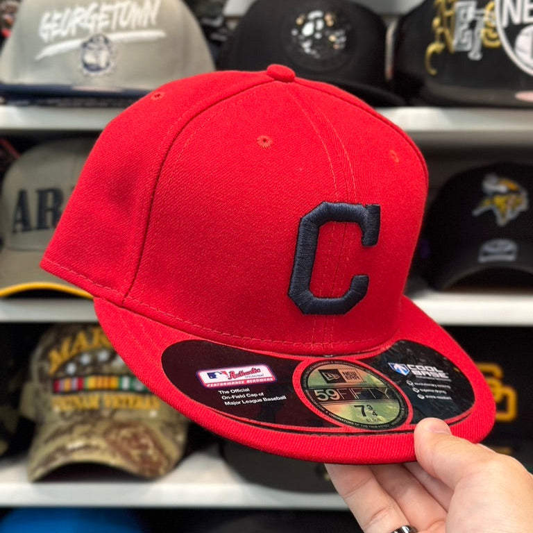 Cleveland Indians MLB Fitted Cap | New Era 59FIFTY Sized Cap | Red