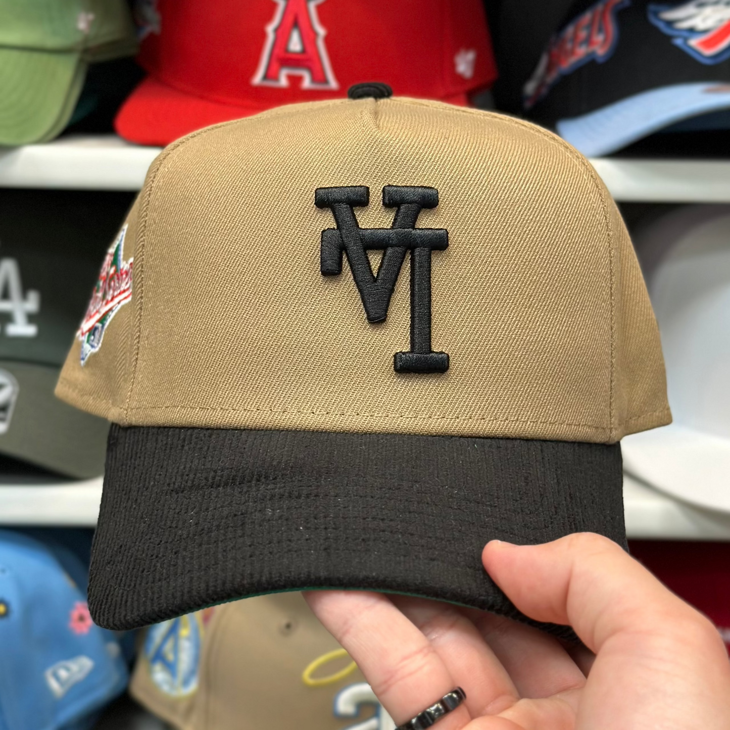 New Era LA Dodgers Upside Down Reversible A-Frame 9FORTY Snapback Brown/Black Corduroy