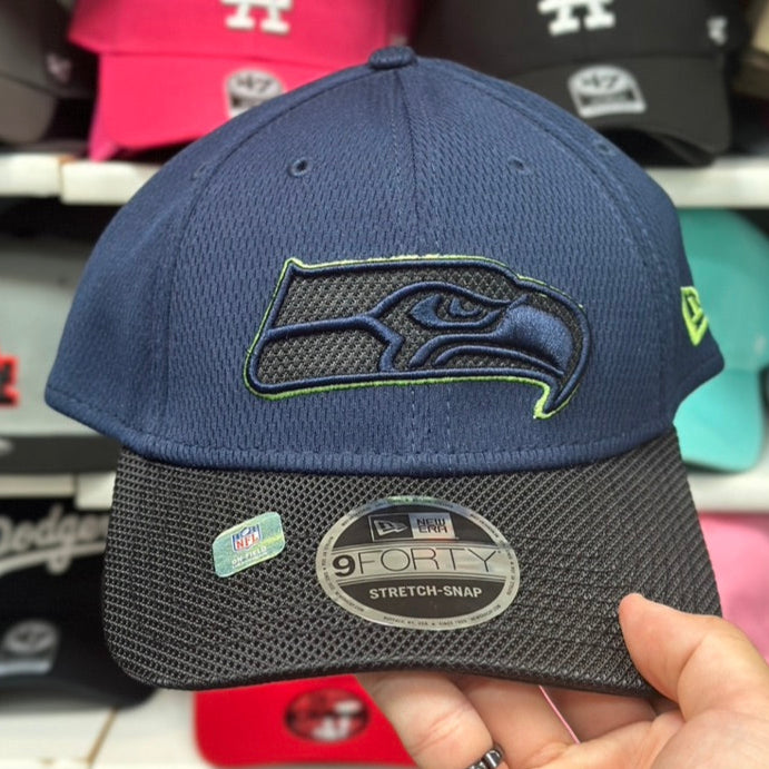 Seattle Seahawks NFL Ball Cap New Era 9FORTY Adjustable Velcro Strap Dark Blue/Black