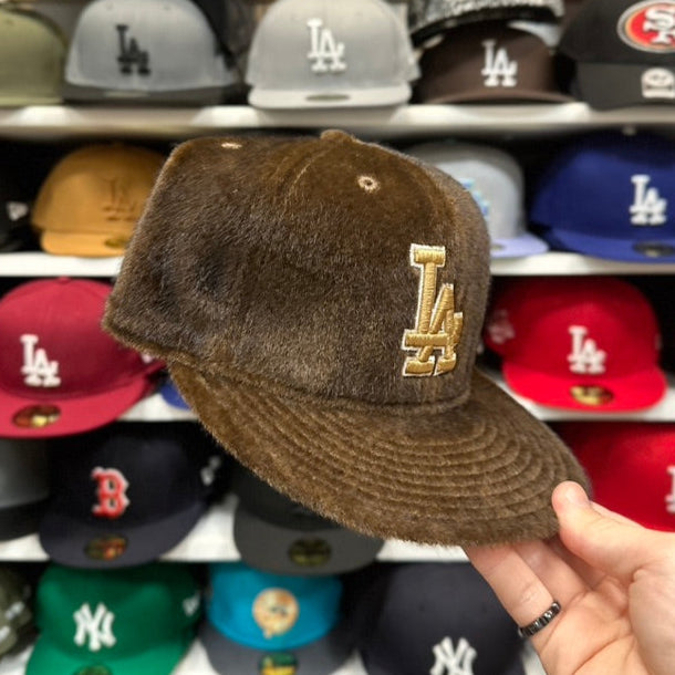 New Era 59FIFTY LA Dodgers MLB Vintage Grizzly Fur Fitted Cap Brown