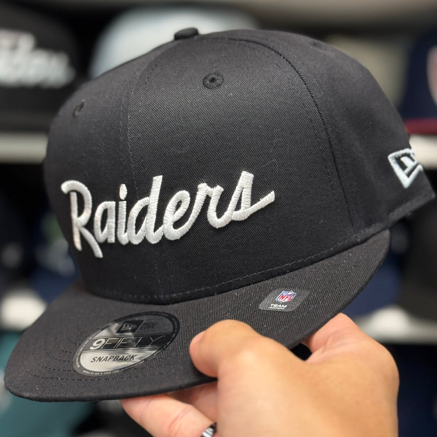 New Era Las Vegas Raiders 'Script Logo' 9FIFTY Snapback | Black