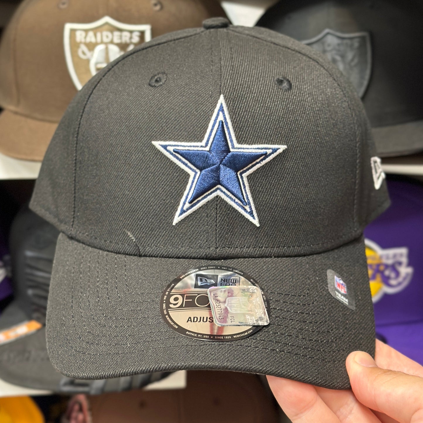 Dallas Cowboys NFL Ball Cap | New Era 9FORTY Adjustable Velcro Strap | Black