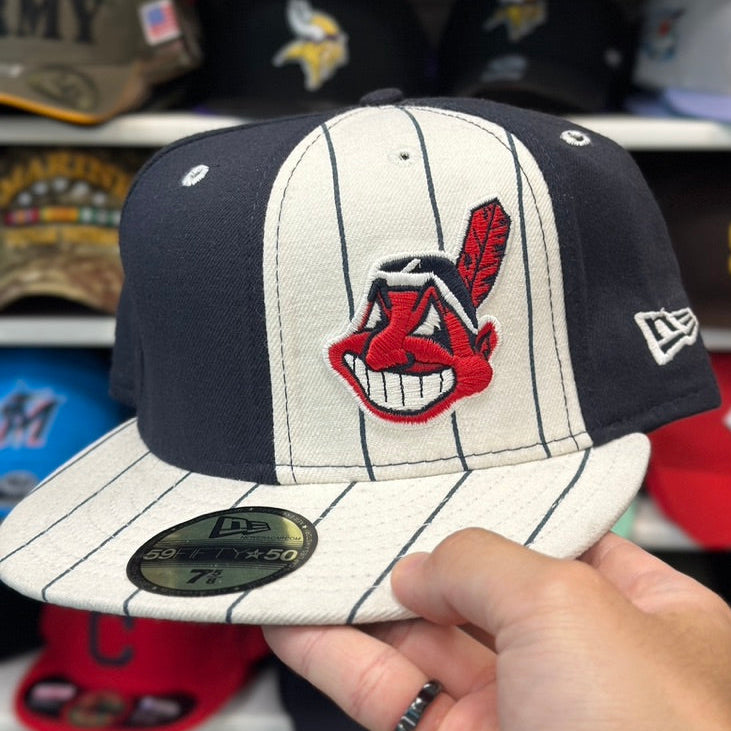 New Era Cleveland Indians Vintage 59FIFTY Fitted Hat | Navy