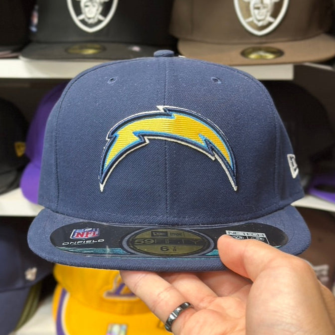 LA Chargers NFL Fitted Hat | New Era 59FIFTY Sized Cap | Blue