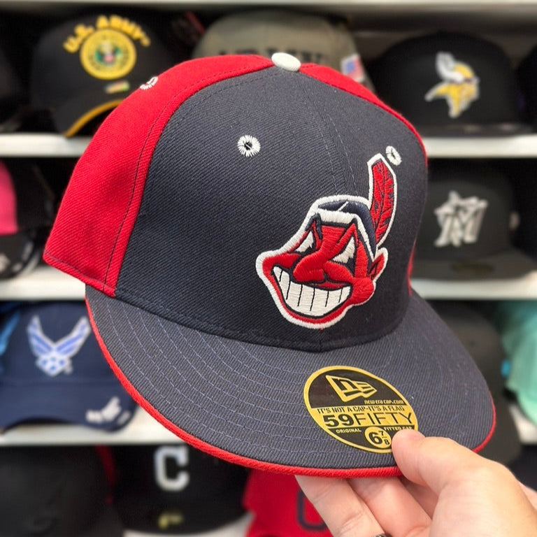 Cleveland Indians MLB Vintage Cap | New Era 59FIFTY Fitted Cap | Red/Black