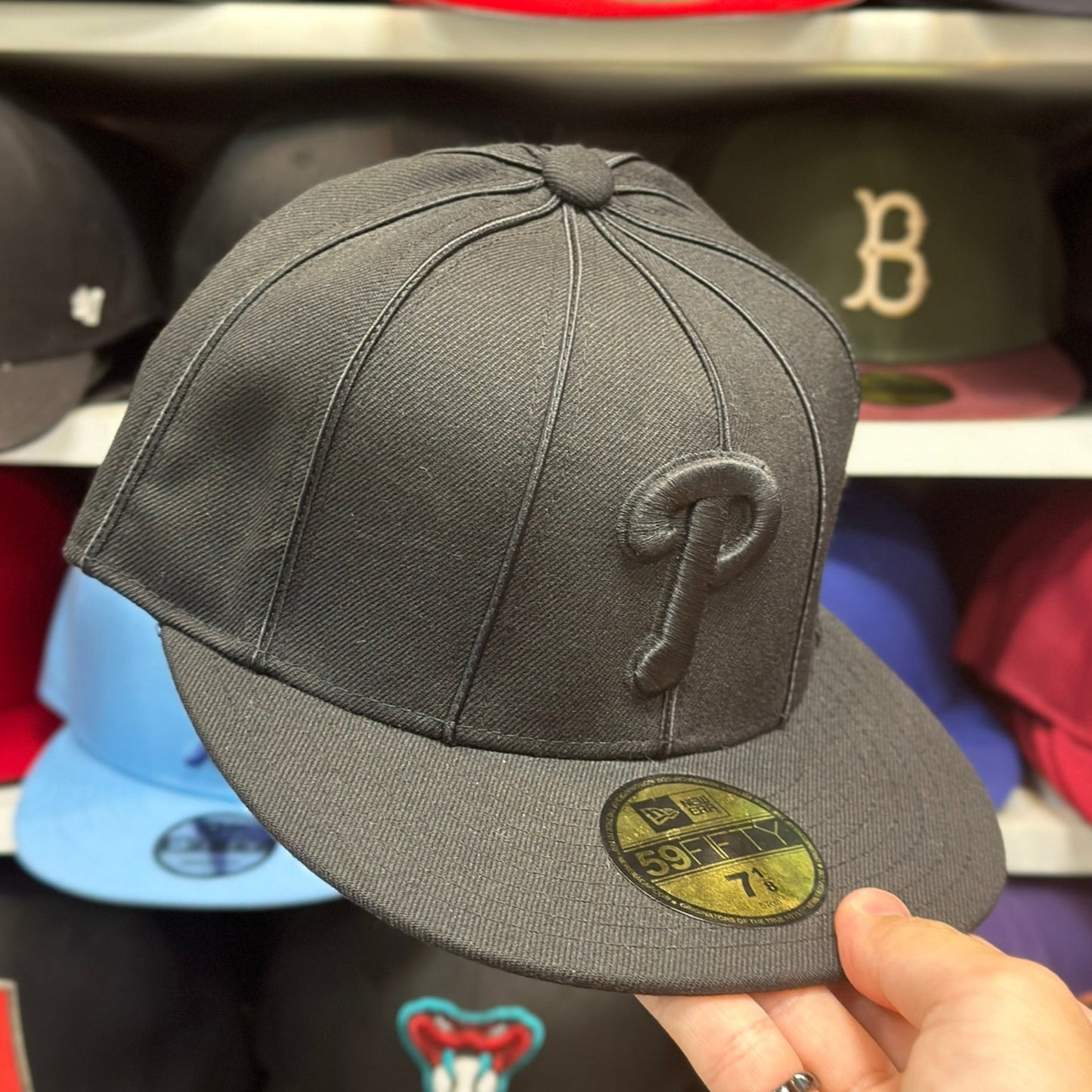 Philadelphia Phillies MLB Vintage Fitted Hat | New Era 59FIFTY Sized Cap | Black