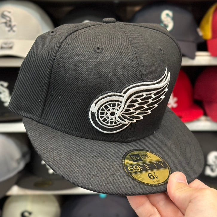 New Era Detroit Red Wings 59FIFTY Fitted | Size 6 7/8
