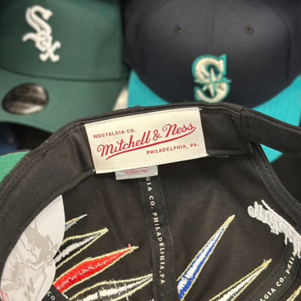 Chicago Bulls NBA Champions Snapback | Mitchell & Ness Original Fit | RARE