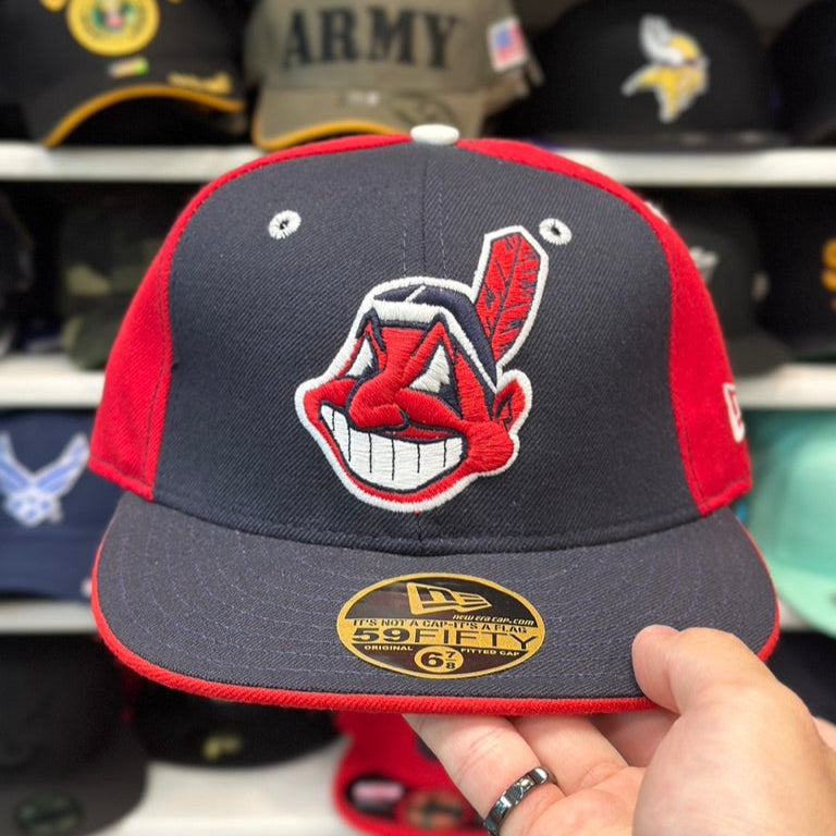 Cleveland Indians MLB Vintage Cap | New Era 59FIFTY Fitted Cap | Red/Black