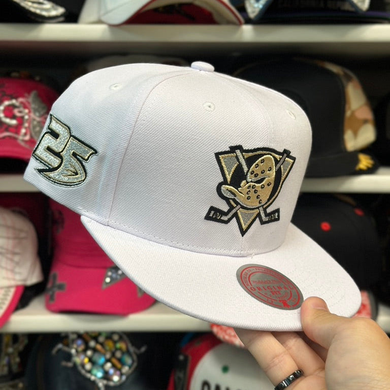 Anaheim Ducks White/Gold Mitchell & Ness Snapback