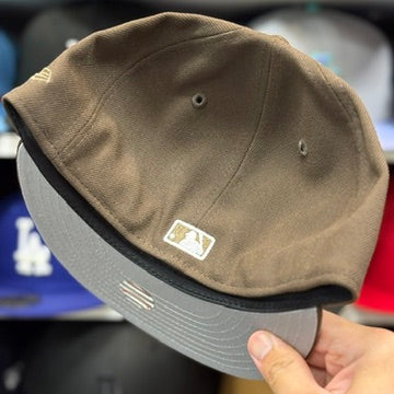 New Era Los Angeles Dodgers 'Upside Down Logo' 59FIFTY Fitted Hat | Brown
