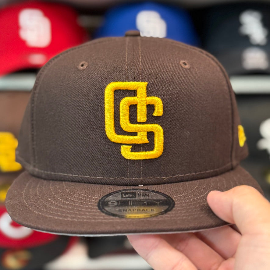 New Era San Diego Padres 'Upside Down Logo' 9FIFTY Snapback Brown