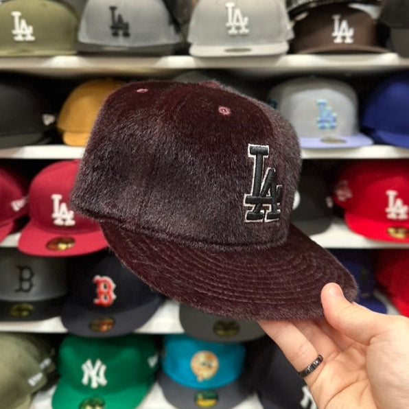 New Era 59FIFTY LA Dodgers MLB Vintage Grizzly Fur Fitted Cap Maroon