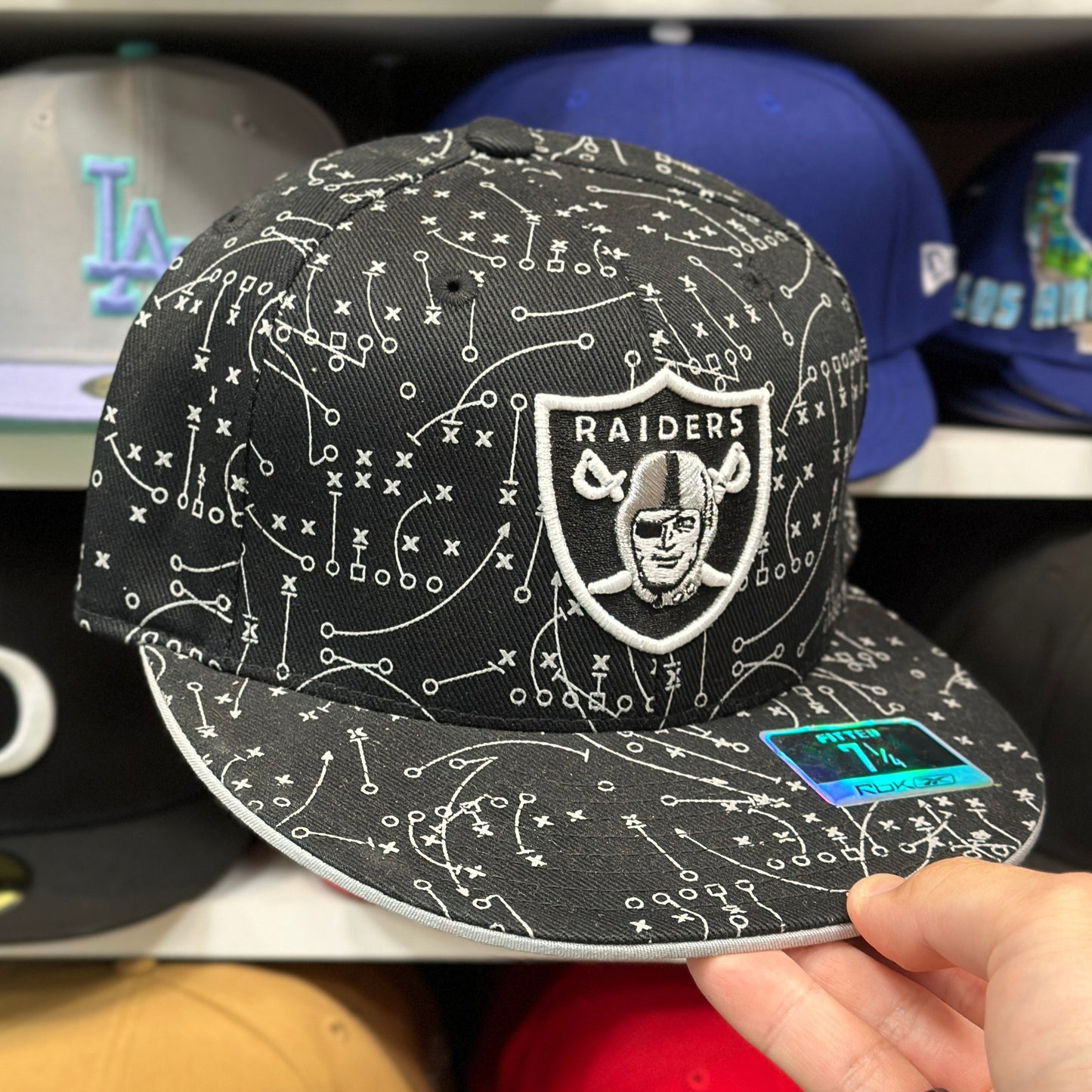 Los Angeles Raiders NFL Fitted Hat | Vintage Reebok | Black