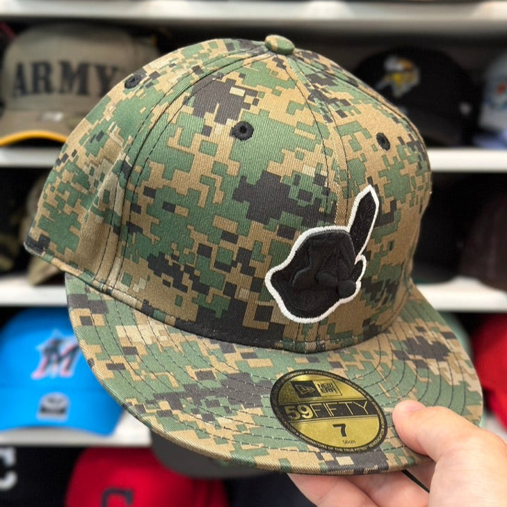 Cleveland Indians MLB Vintage Cap | New Era 59FIFTY Fitted Cap | Camouflage/Black