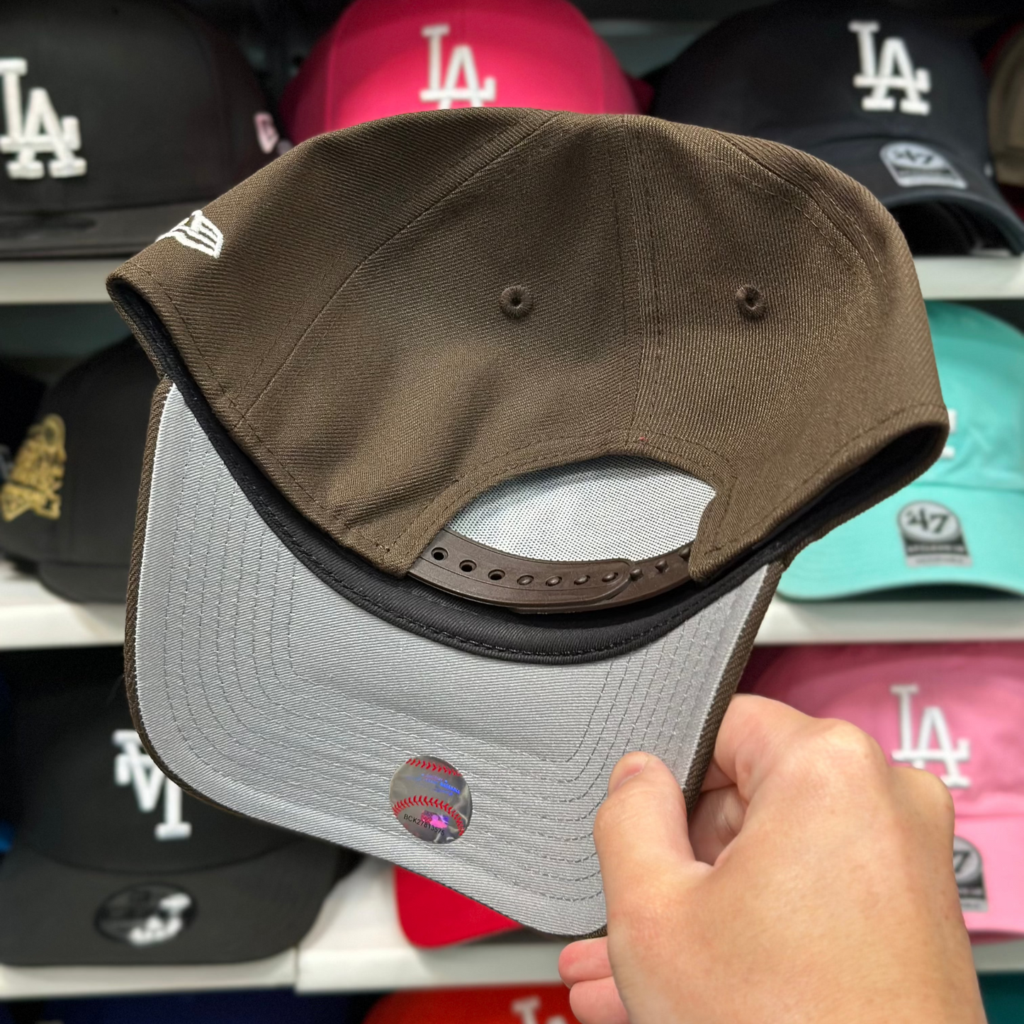 New Era Los Angeles Dodgers Upside Down Reversible A-Frame 9FORTY Snapback Brown