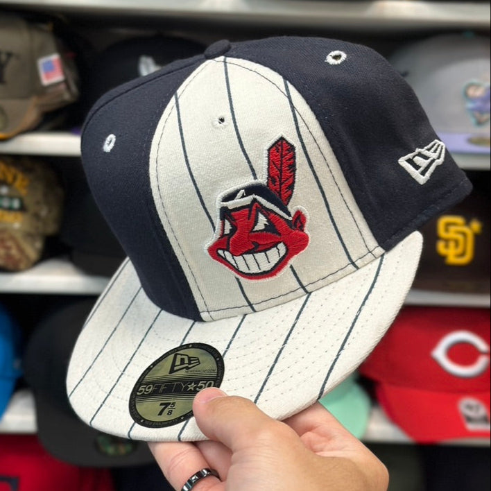 Cleveland Indians MLB Vintage Striped | New Era 59FIFTY Fitted Cap | Navy