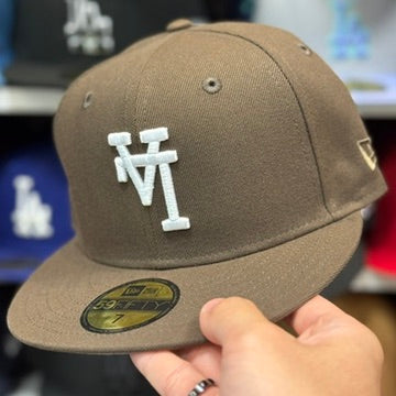 New Era Los Angeles Dodgers 'Upside Down Logo' 59FIFTY Fitted Hat | Brown