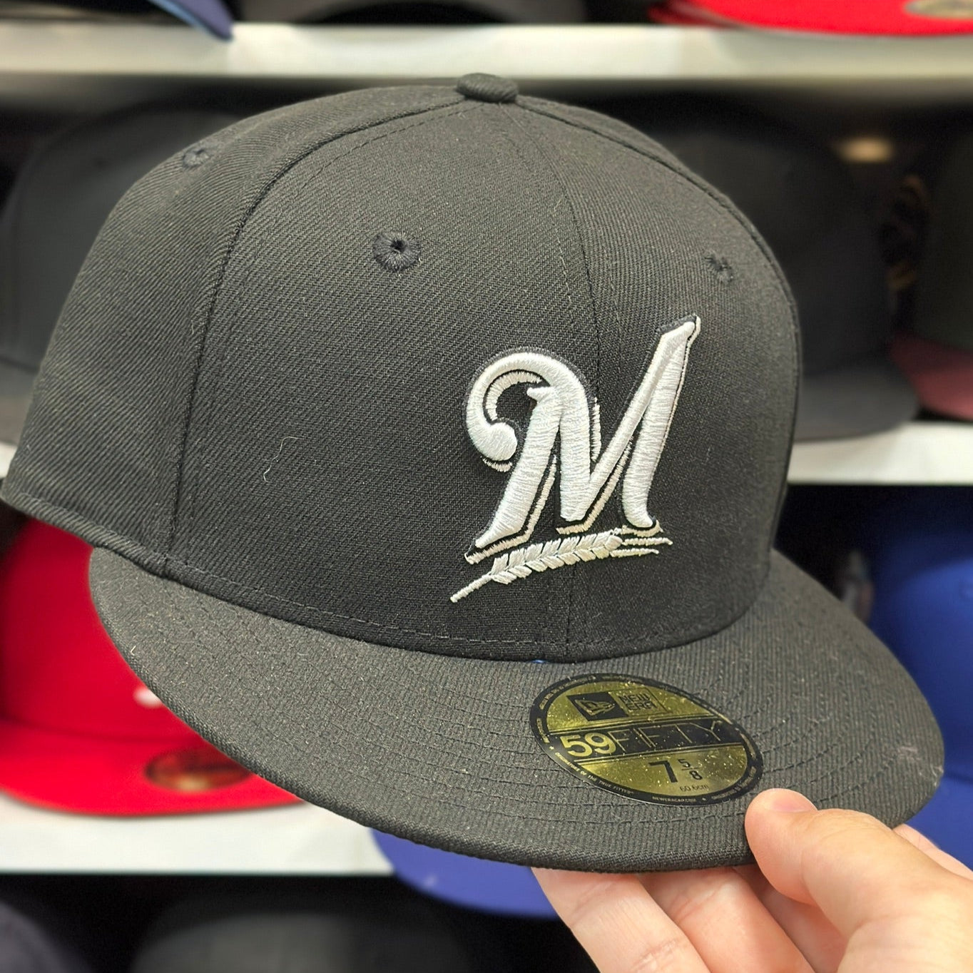 New Era Milwaukee Brewers 59FIFTY Fitted Hat | Black