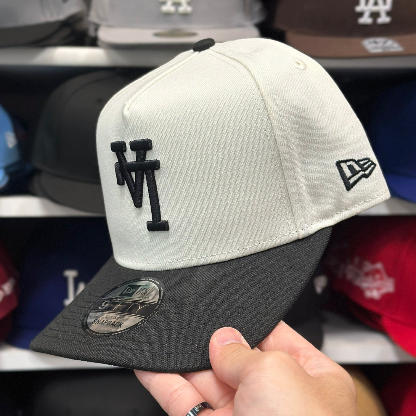 New Era Los Angeles Dodgers 'Upside Down Logo' A-Frame 9FIFTY Snapback White/Black