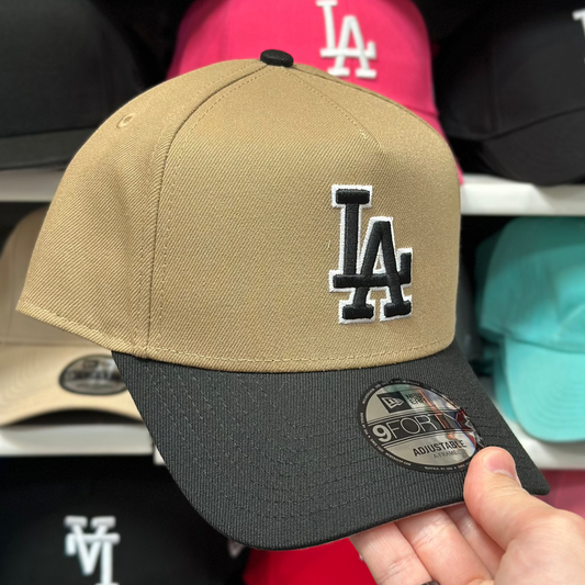 New Era Los Angeles Dodgers 'Outline Logo' A-Frame Tan/Black 9FORTY Snapback
