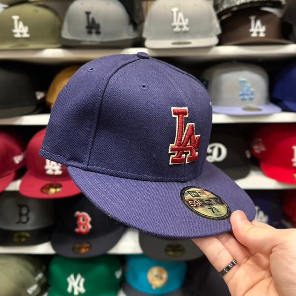 New Era 59FIFTY LA Dodgers MLB Vintage Fitted Hat Sized Cap Purple-Blue