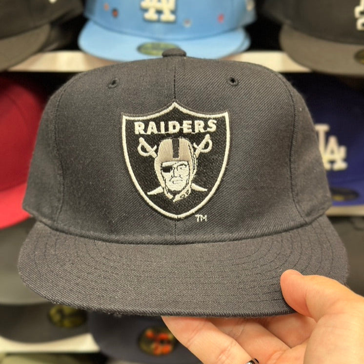 New Era Oakland Raiders Vintage 59FIFTY Fitted Hat | Black