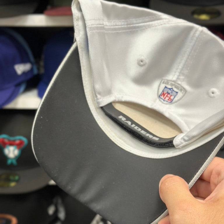 Oakland Raiders NFL Ball Cap | Vintage Reebok | Gray