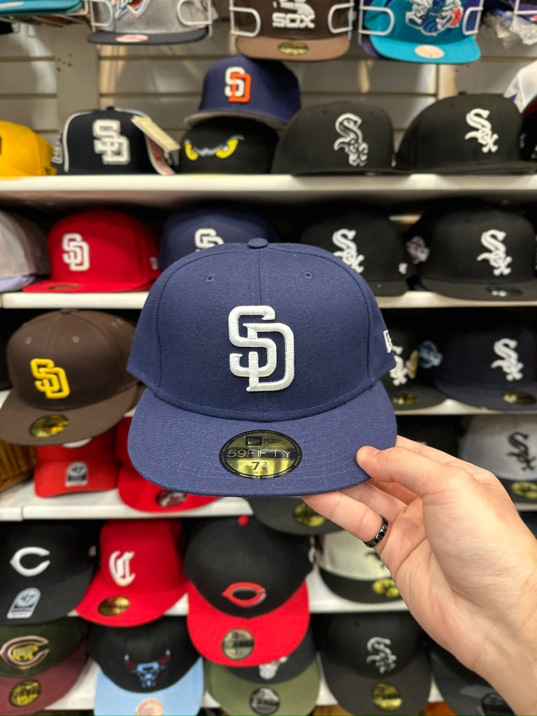 San Diego Padres MLB Fitted Hat New Era 59FIFTY Sized Cap Navy