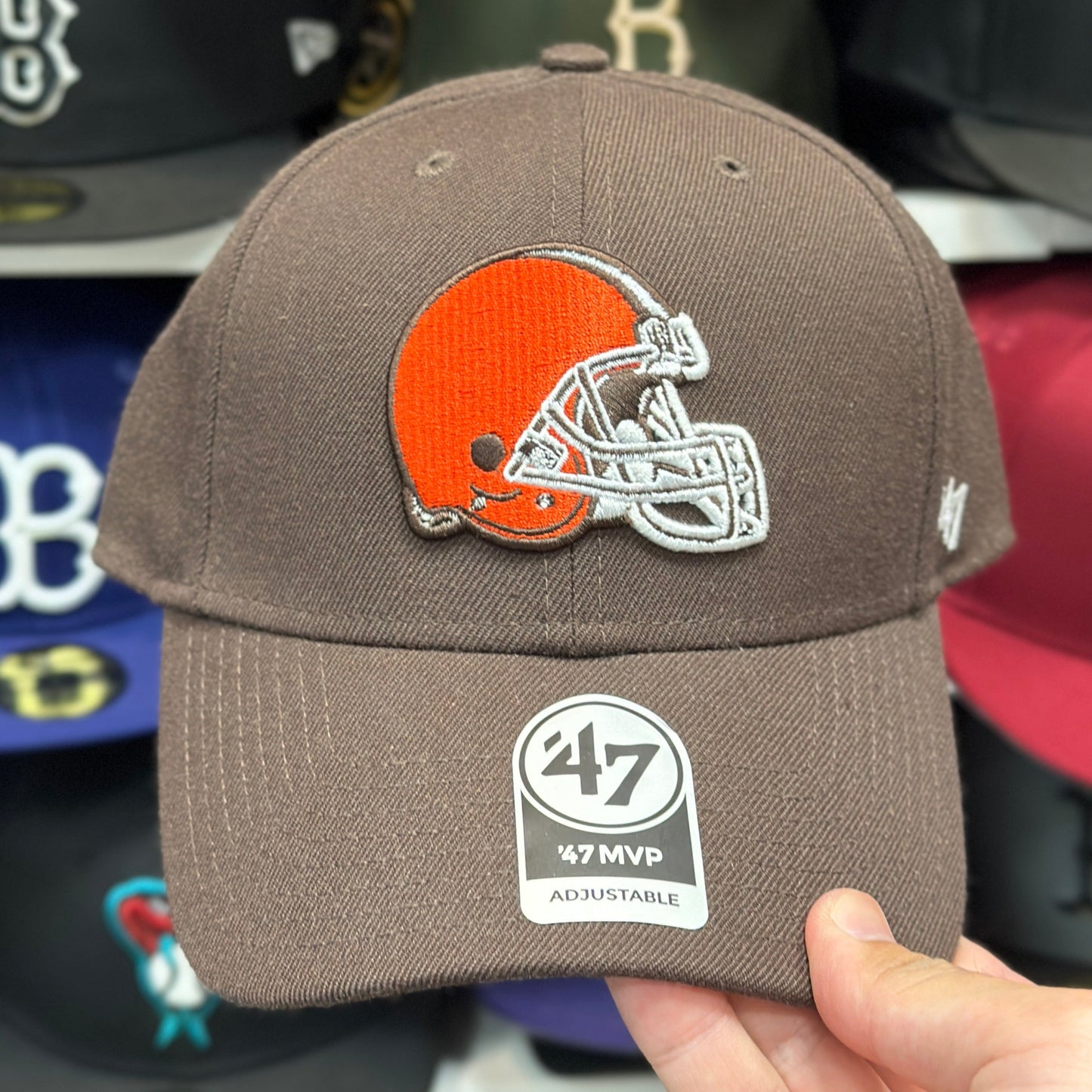 Cleveland Browns NFL Ball Cap '47 Brand MVP Adjustable Curve Cap Brown