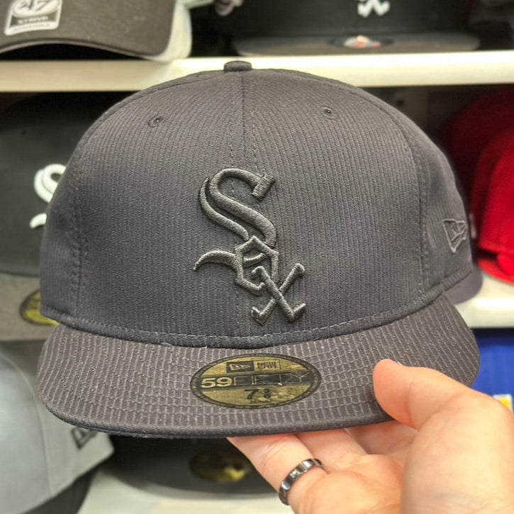 Chicago White Sox MLB Vintage Textured| New Era 59FIFTY Fitted Hat | 7 3/8