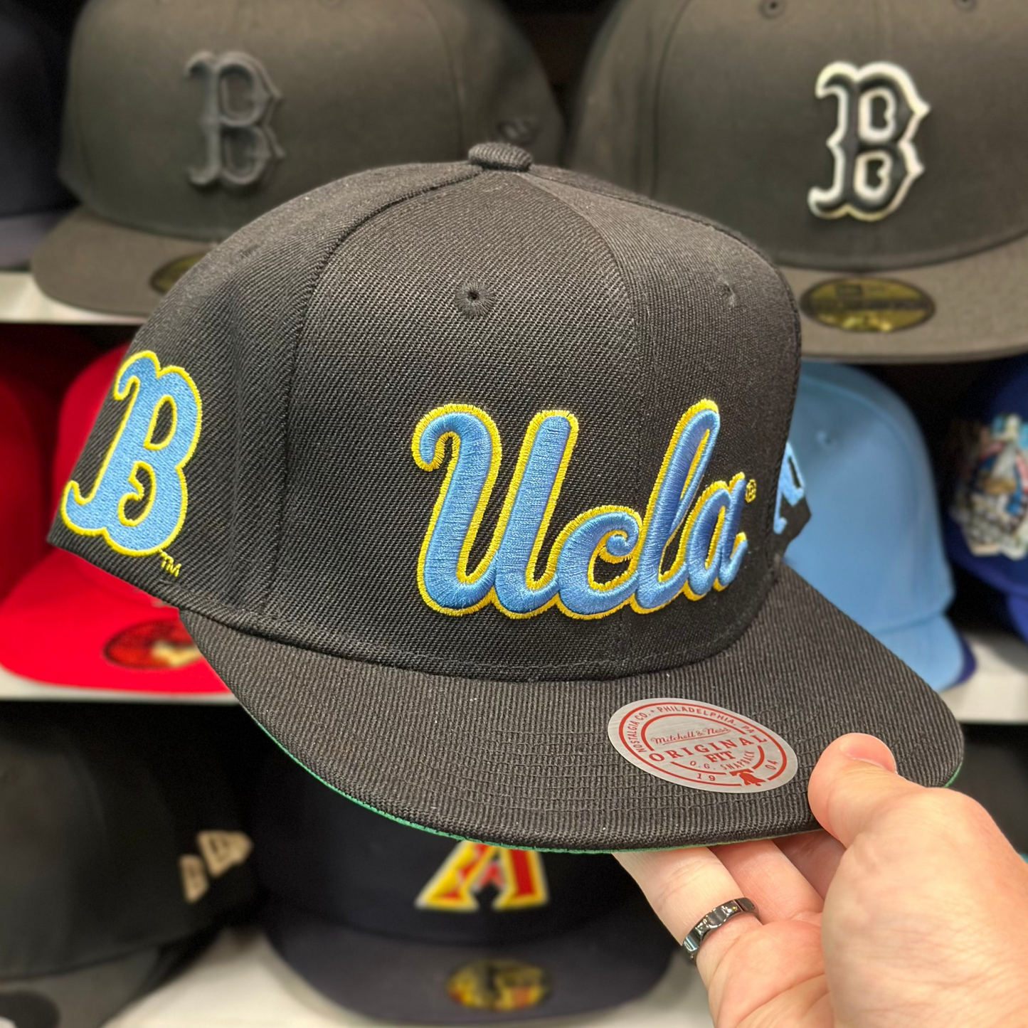UCLA NCAA Black Mitchell & Ness Snapback