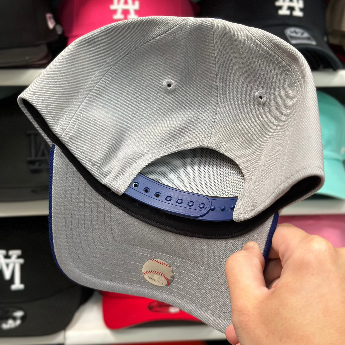 New Era Los Angeles Dodgers 'Outline Logo' A-Frame Grey/Blue 9FORTY Snapback - Product Image
