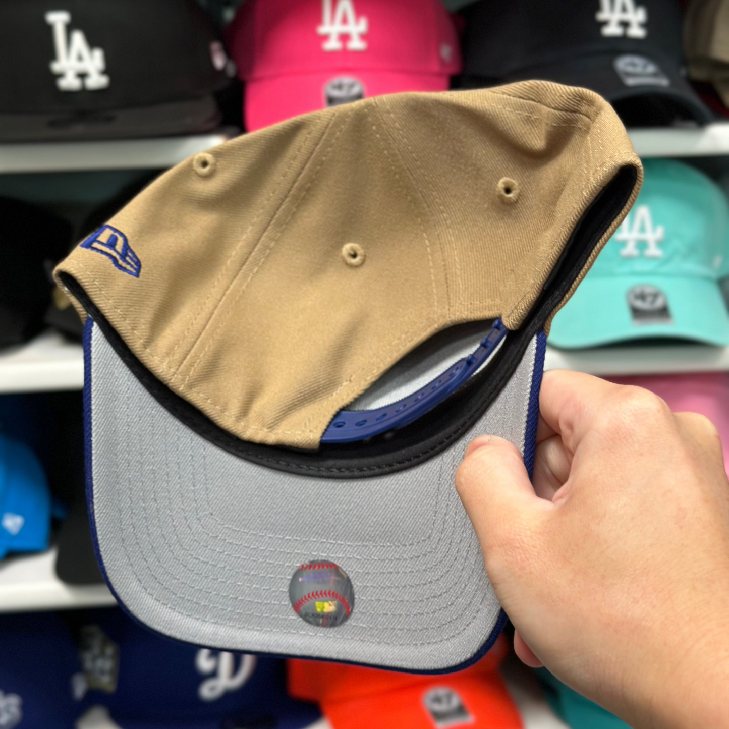New Era Los Angeles Dodgers 50th Upside Down Reversible A-Frame 9FORTY Snapback Beige/Blue