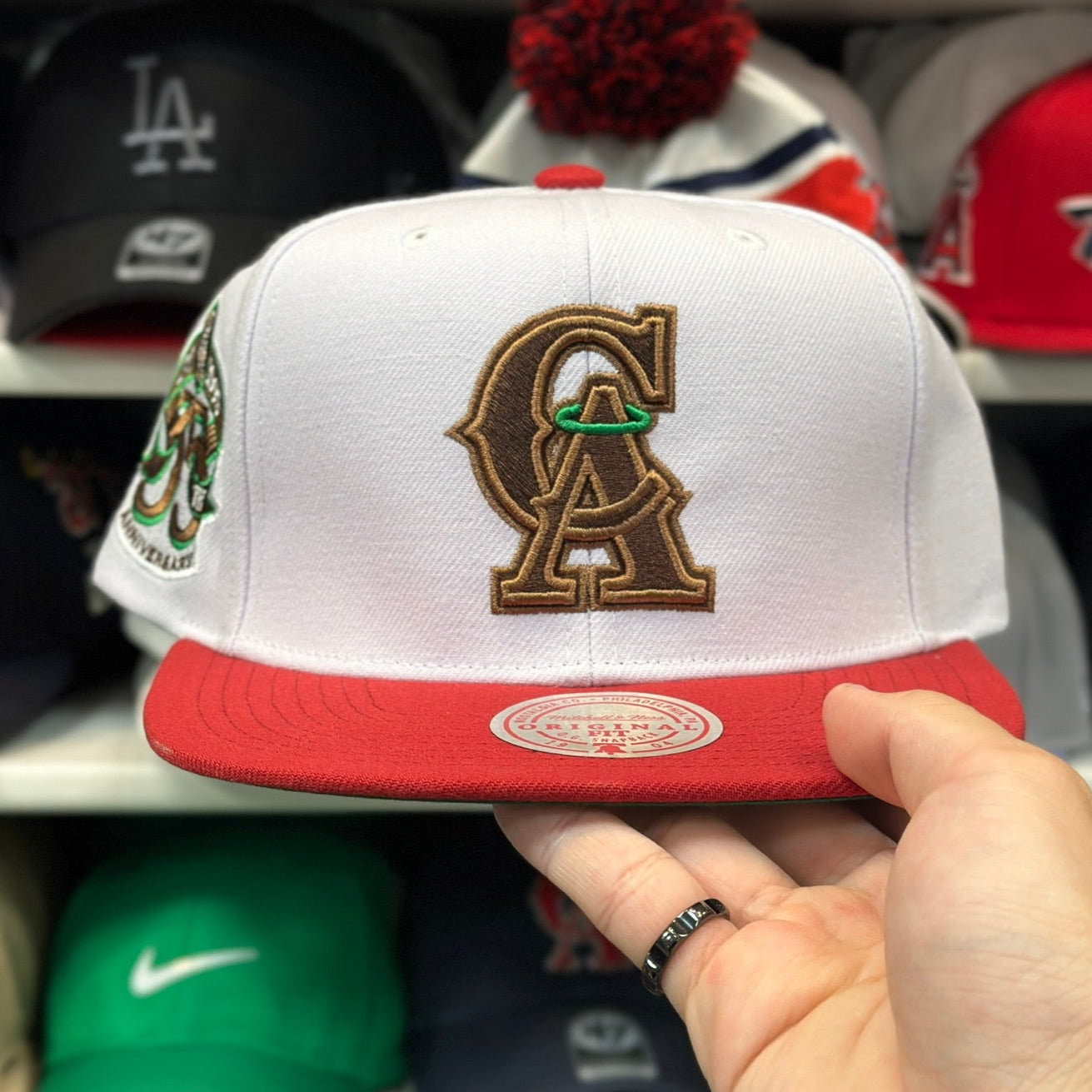 Los Angeles Angels '35th Anniversary' White/Red Patch Mitchell & Ness Snapback